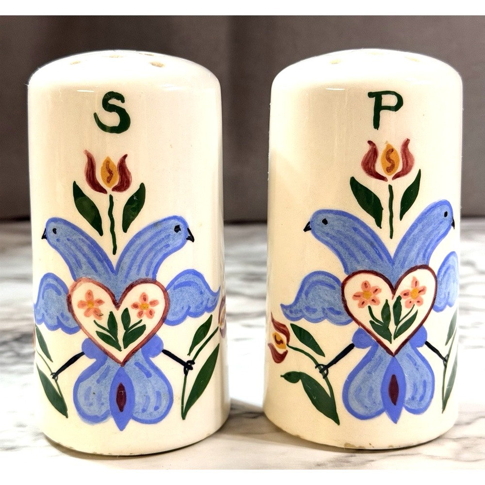 VTG SALT &‎ PEPPER SHAKER CERAMIC W/BLUEBIRD~ DUTCHMAN 4.25" T  x 2" W (2619)